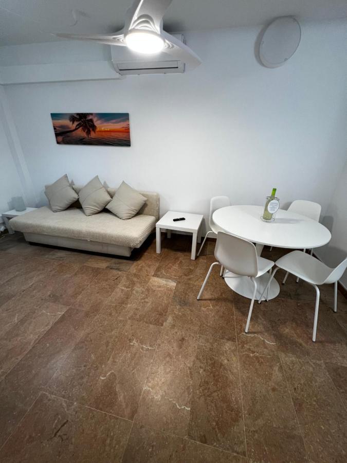 Apartamento A 3 Minutos De La Playa ซาลอว์ ภายนอก รูปภาพ